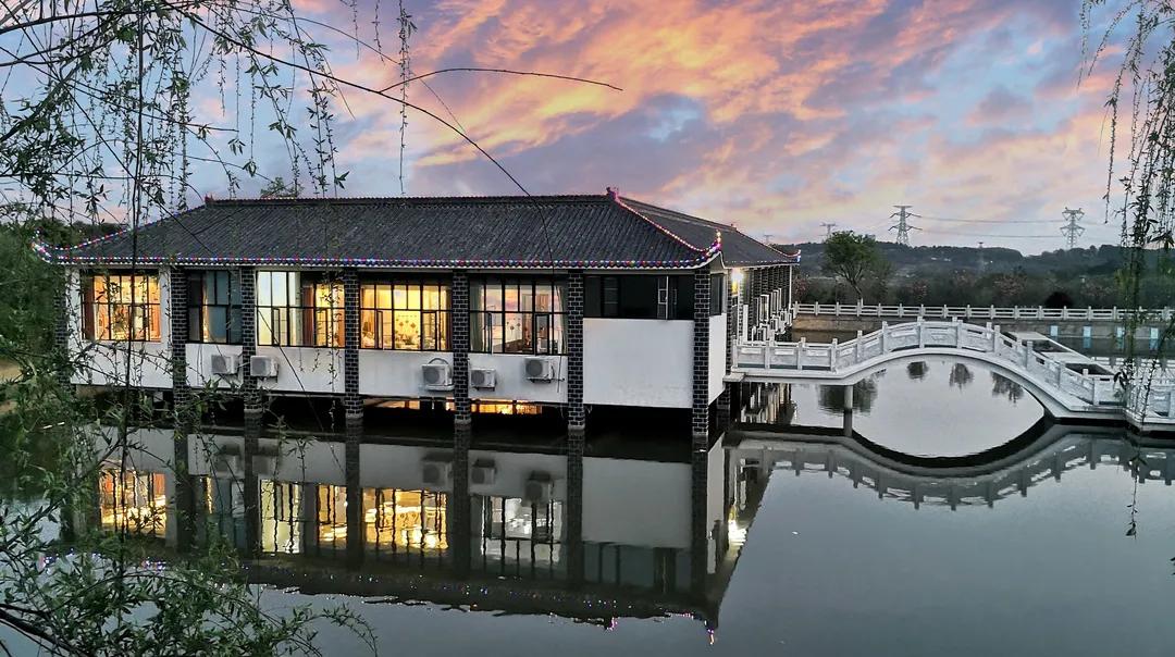 黄陂清凉寨度假民宿,黄陂花海田园民宿云雾山