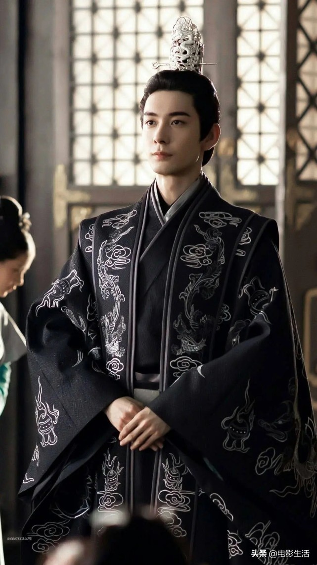 从《*宫东**》到《号手就位》,这个演员该火了