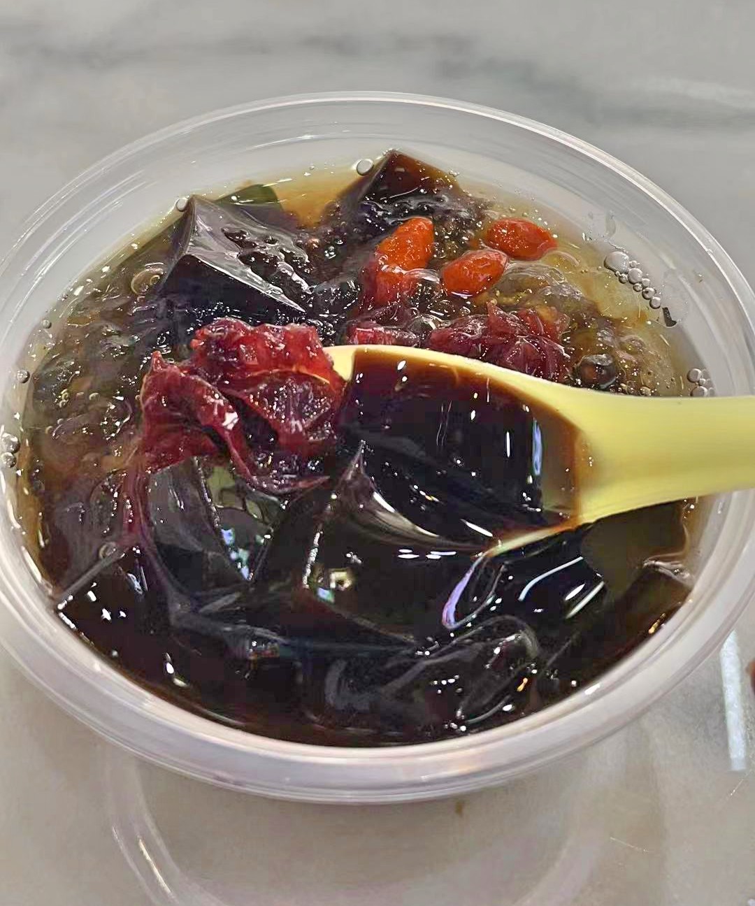 巴西龟的龟壳做的龟苓膏,龟苓膏是不是用巴西龟做的