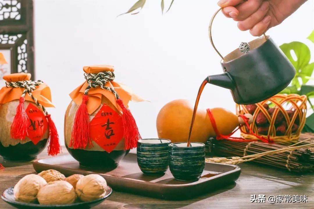 半甜型黄酒好喝还是半干型好喝,买黄酒选什么类型的最好