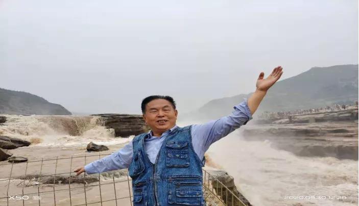 龙吟蜜语——壶口瀑布走笔记