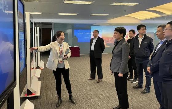 高新区银泰营业时间,高新银泰怎么样了