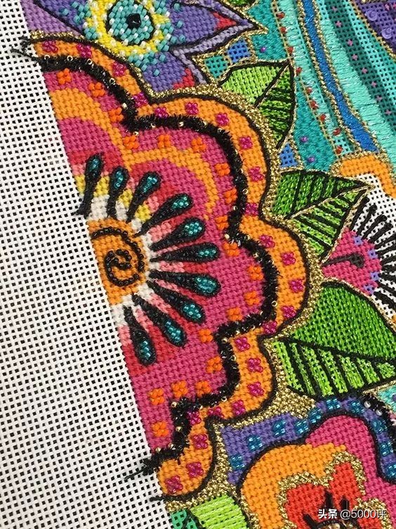 十字绣绣好要怎么弄,十字绣正确绣法为什么要留一格呢