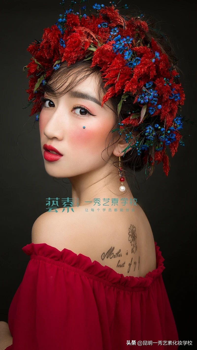 你眼里的化妆师和现实中的化妆师,化妆师的生活到底是怎样的