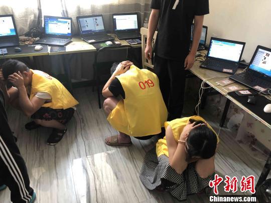 149万网恋被骗案例,40岁女子网恋10天被骗150万