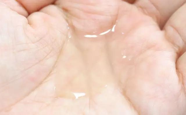 测评韩国SU:M37°呼吸镇店之宝魔法精华,不仅是有魔法那么简单