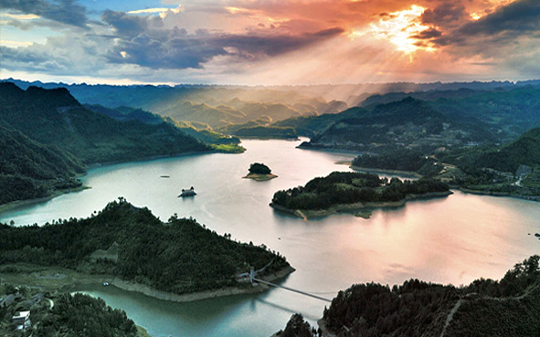 重庆黔江区县城,重庆市黔江区什么样