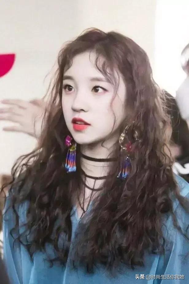 韩国明星烫发发型推荐,新年烫发型女