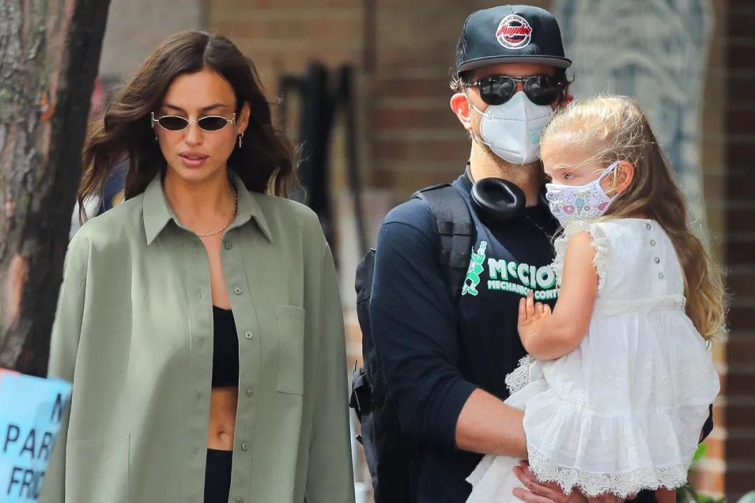 和侃爷恋情曝光！C罗前女友伊莲娜：从二线内衣模特到顶流收割机