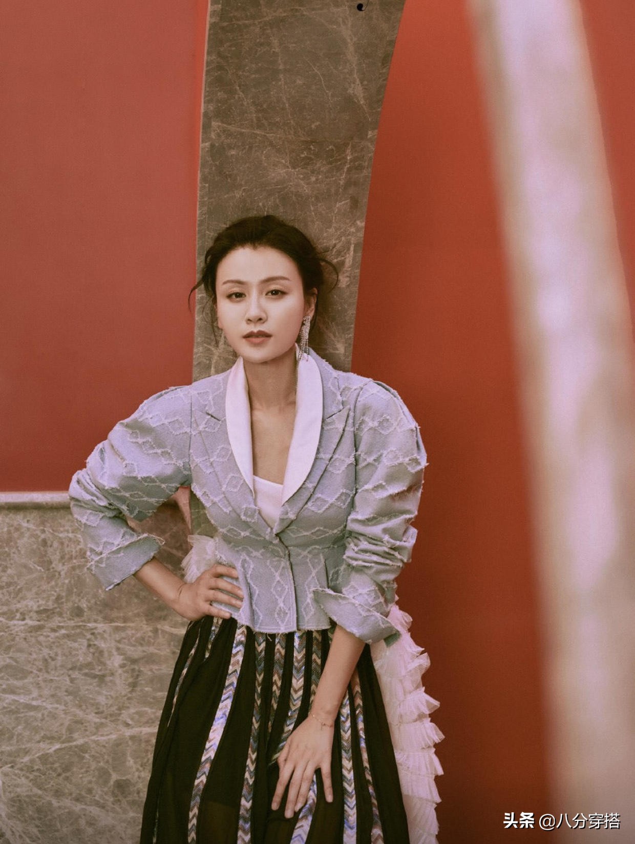 叶一茜穿黑色连衣裙,叶一茜把春季穿搭精髓穿出来了