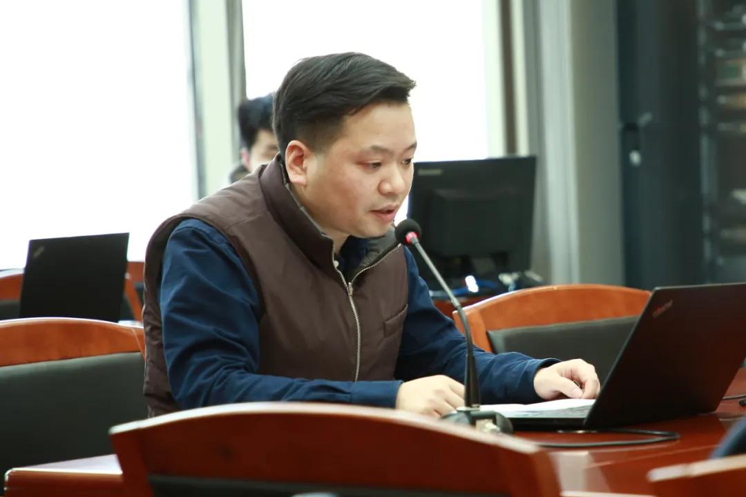 走过极不平凡的路,走过极不平凡的七年