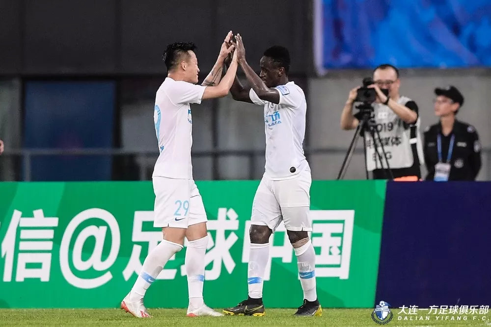 王健林退出足坛比赛争议判罚,王健林退出足球后足协反应