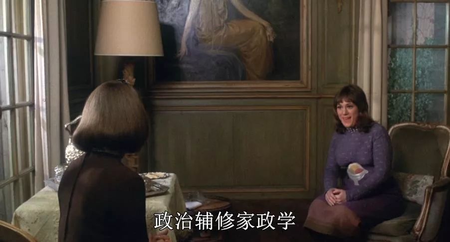 一个20岁小伙子的故事,一个20出头的男孩爱上一个女孩