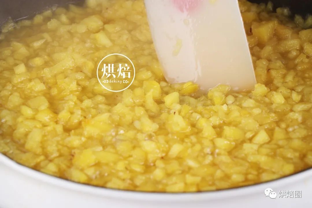 凤梨酥酸甜可口,凤梨酥馅炒成凤梨糖了