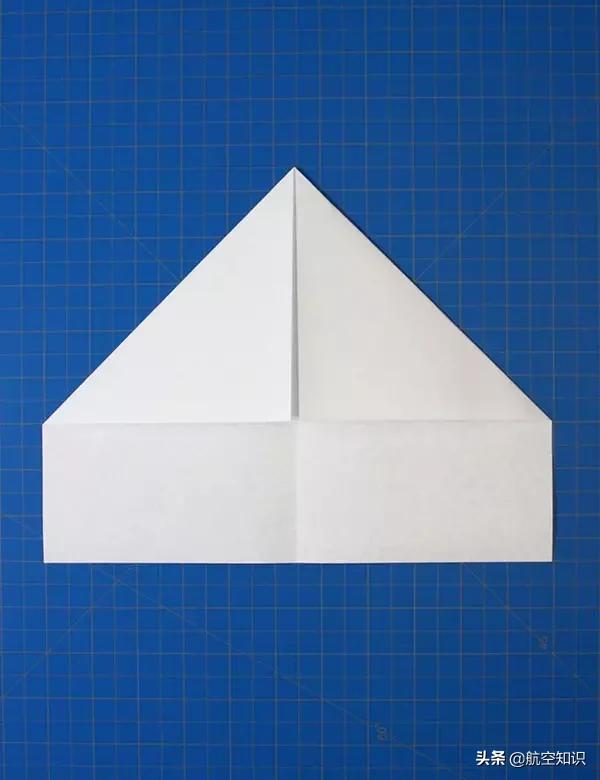 我要折纸飞机怎么折飞得又远又高,6-9岁儿童折纸飞机最简单