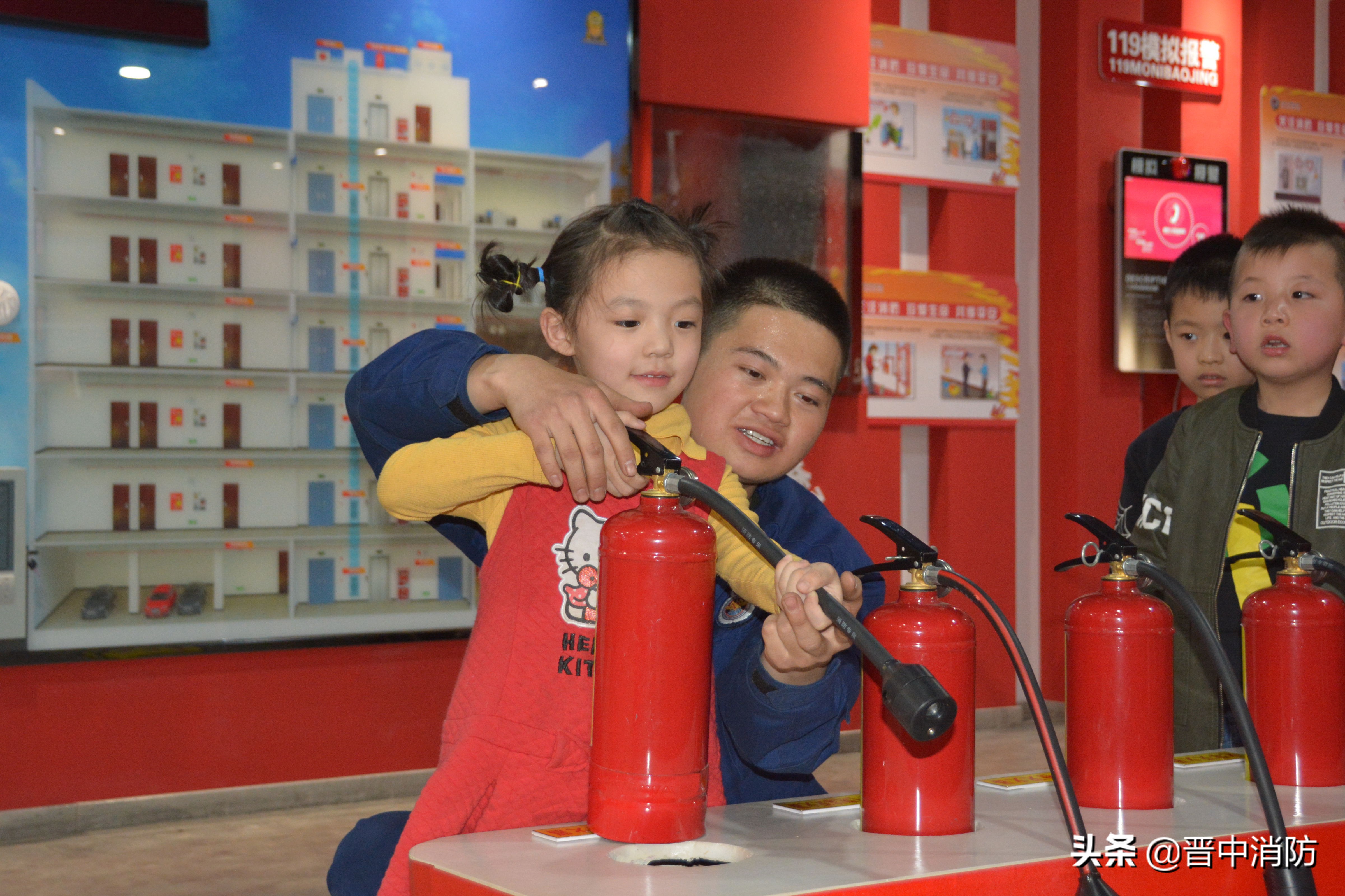 小叮当幼儿园里面的小朋友,介休市小叮当幼儿园地址