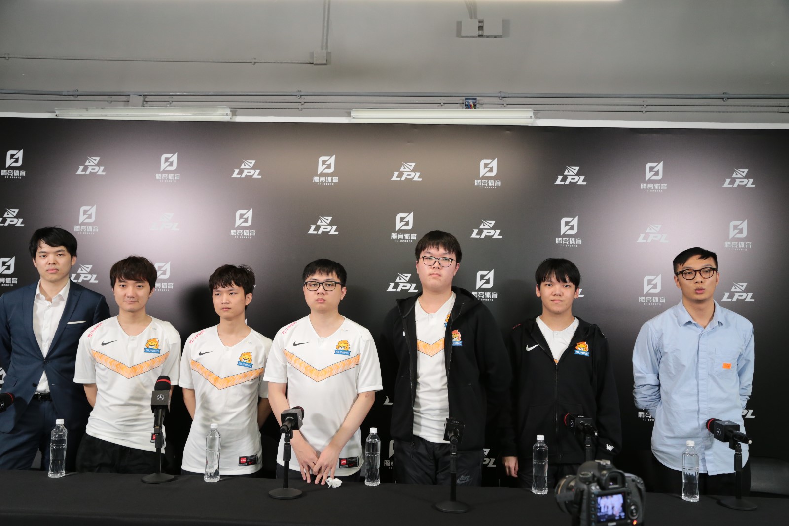 英雄联盟：SN赛后群访，Angel：瑞兹不是好英雄，但打卡牌还可以