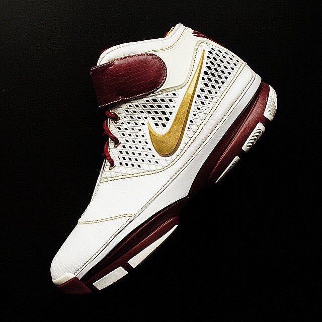 2021全明星纪念科比视频,全明星推出全新mvp奖杯纪念科比