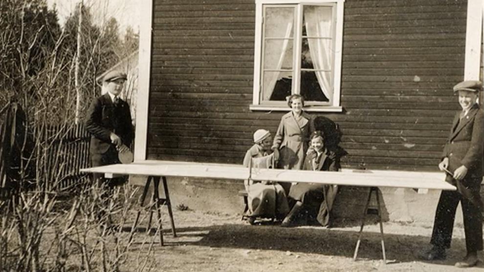 乒乓球是如何制造,乒乓球是由什么制作的