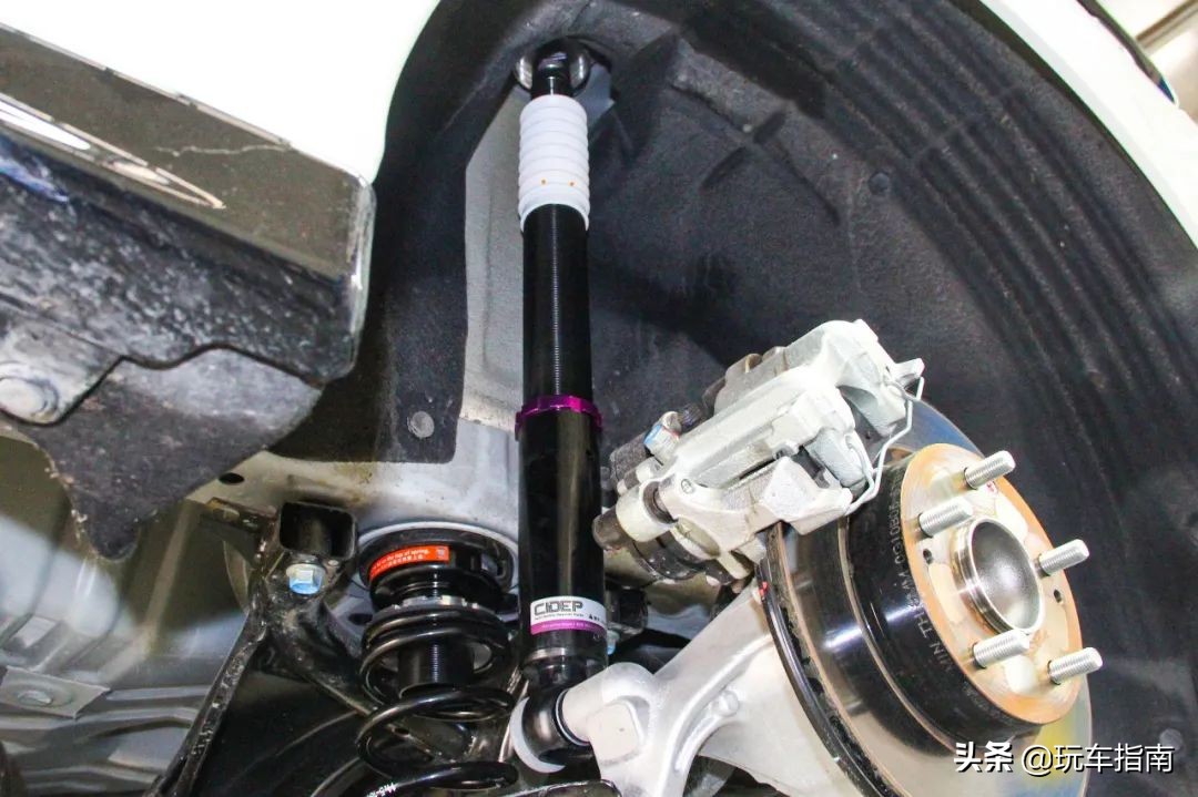 最新本田十代思域两厢车,本田思域十代提升动力改哪些