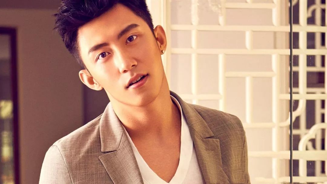 钢铁直男黄景瑜搞笑视频,黄景瑜钢铁直男完整版