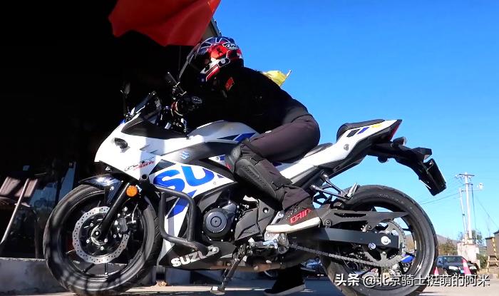 骑摩托车必要的装备都有哪些,冬季骑摩托车装备