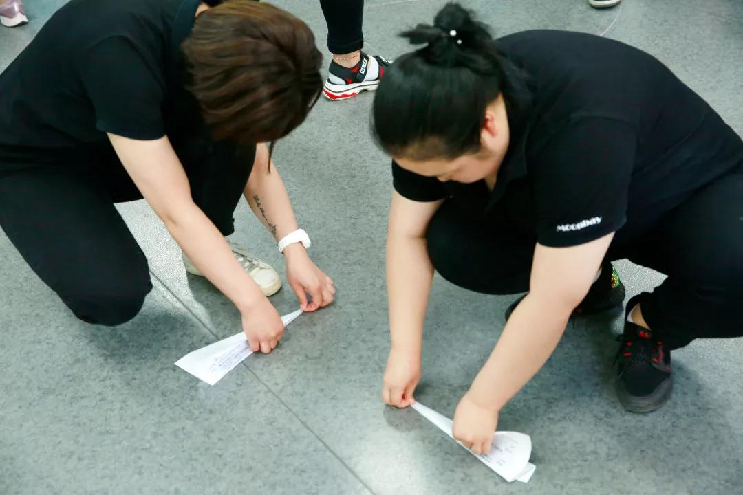 只有越来越强大才能越相信童话,只有越来越强大才能越战越勇