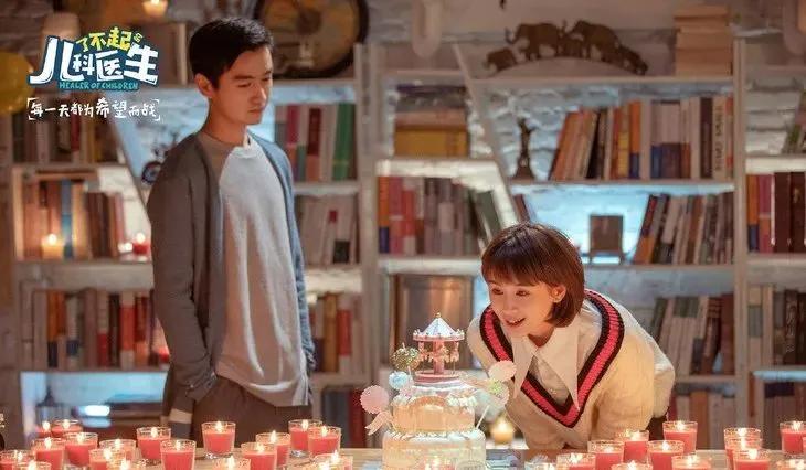 jennie同款提花高领毛衣,jennie同款开衫毛衣