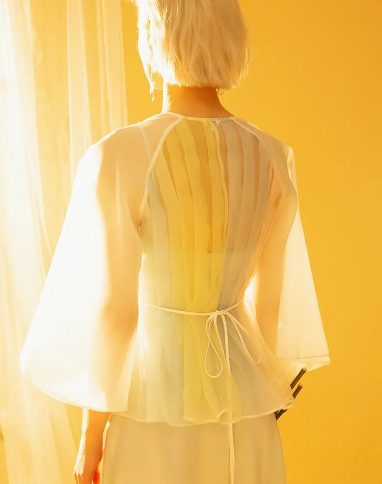 兰公子变身“巧手神探”百乐门老板娘｜纸上刺绣，别具匠心