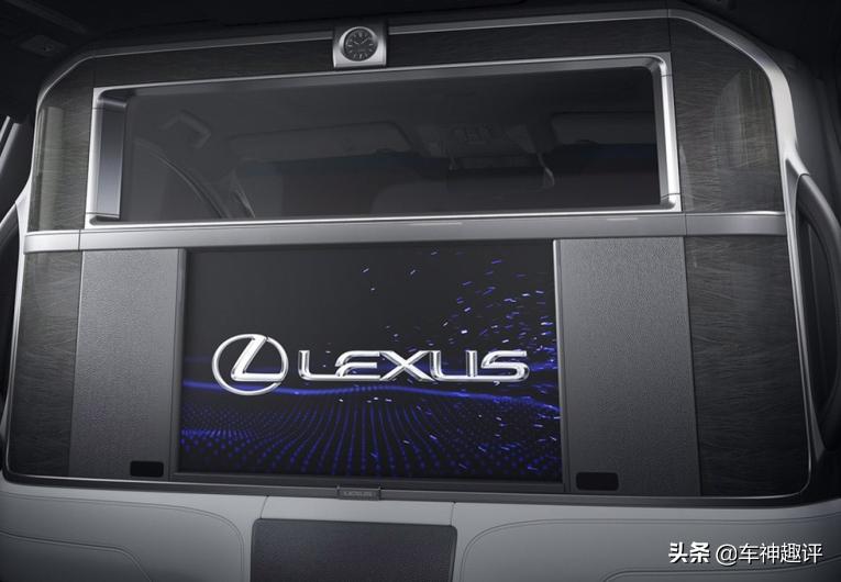 雷克萨斯LM售价116万起，网友：裸车价真的能提？