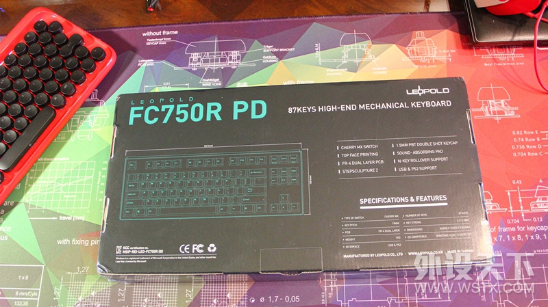 利奥波德:许你粉黛红霞醉梦人家