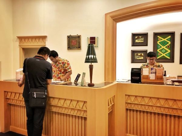 这家酒店有全台唯一「乌龙院主题房」，还能在馆内开赛车