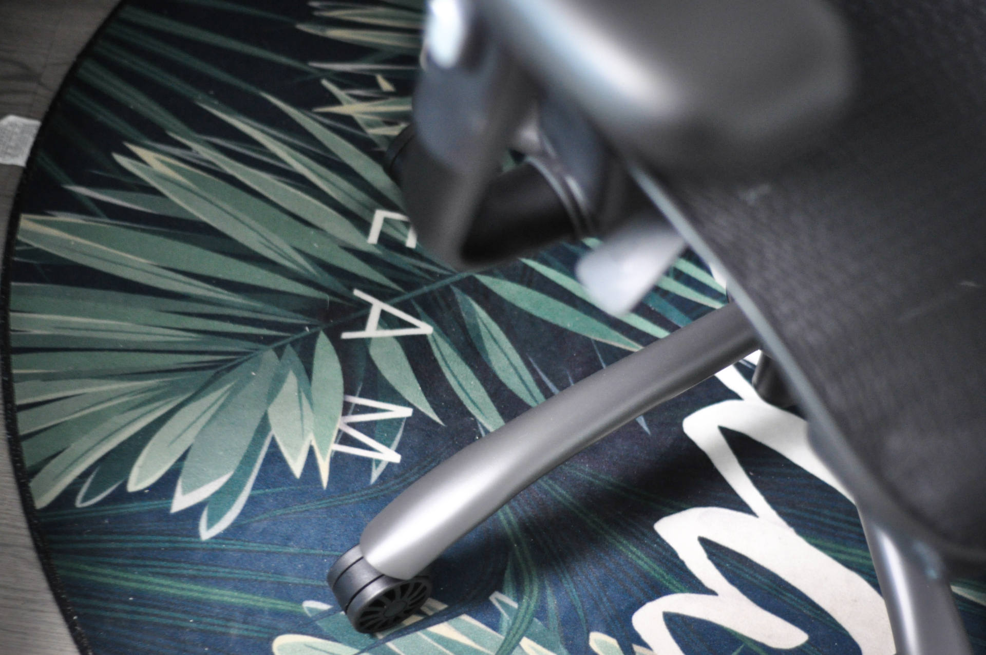 网易严选e1人体工学椅评测,千元性价比人体工学椅