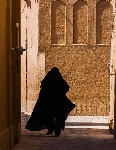 曾是中东最富强的波斯古国，今时何以如此落魄？只因改了国名？