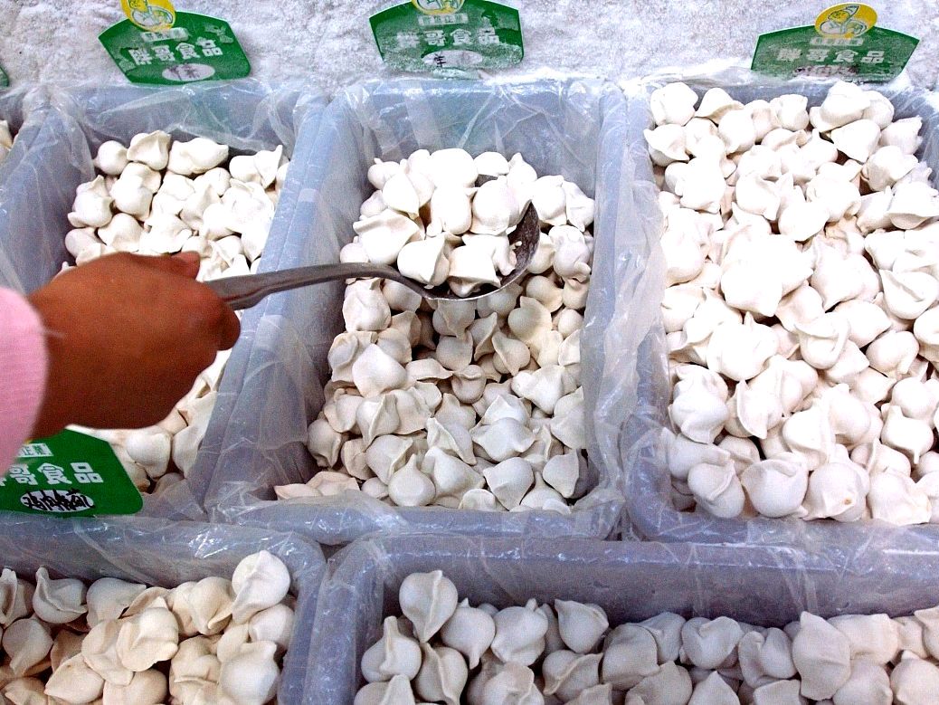 速冻饺子怎么储存不干裂,饺子怎么冻就不裂缝