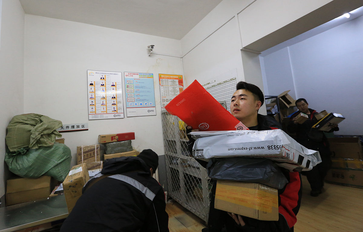 快递小哥被投诉被开,投诉快递小哥会遭到报复吗