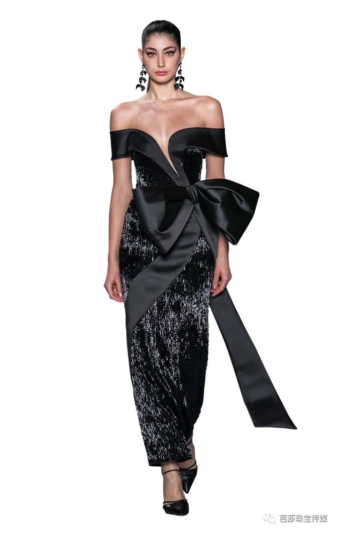 几百年来的时尚Icon们都狂种草的珠宝款就是它了！