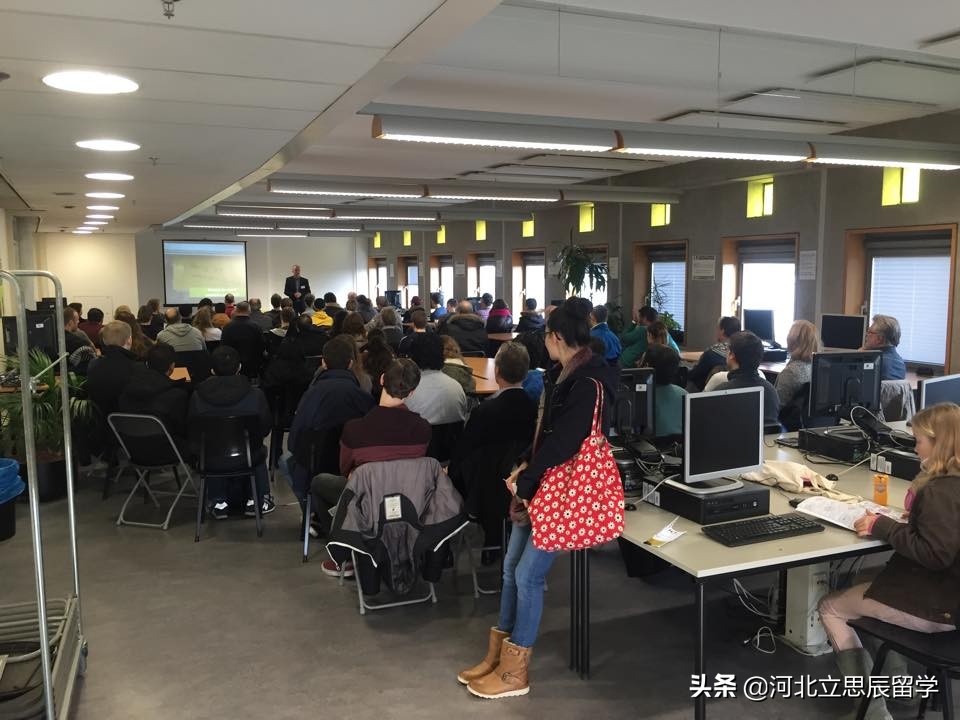 荷兰留学就业前景怎么样,荷兰留学费用有哪些