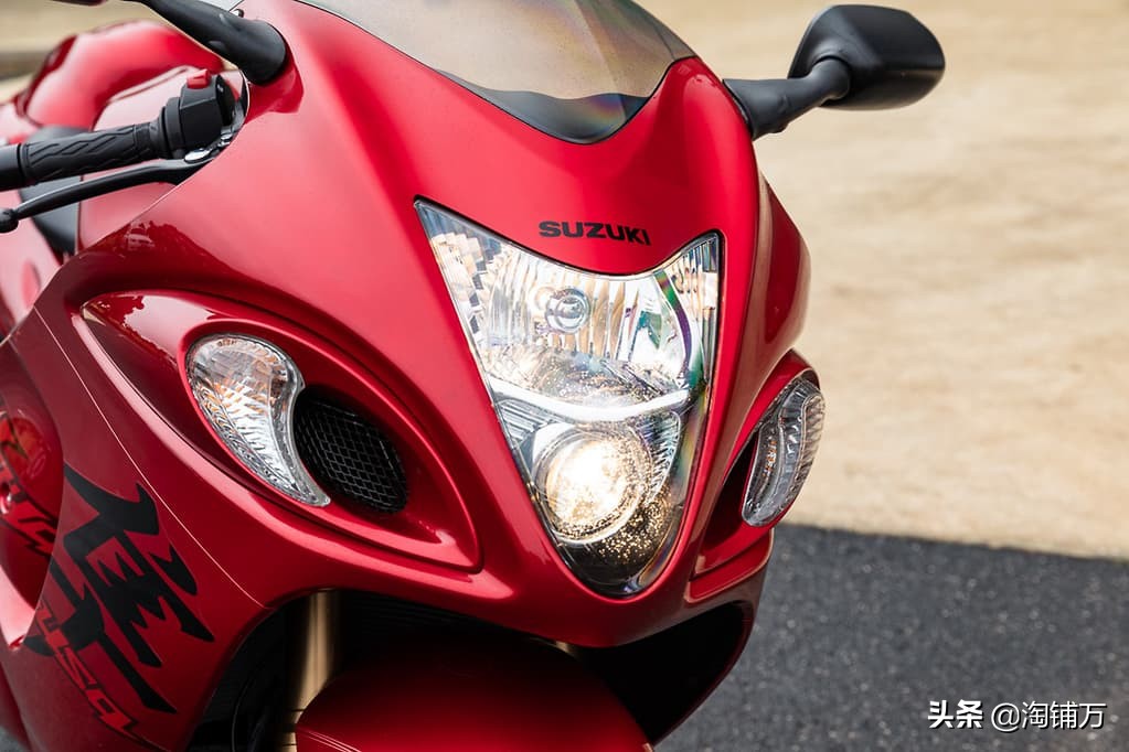 铃木gsx1300黑武士铃木隼,铃木gsx1000r2022款实拍试驾