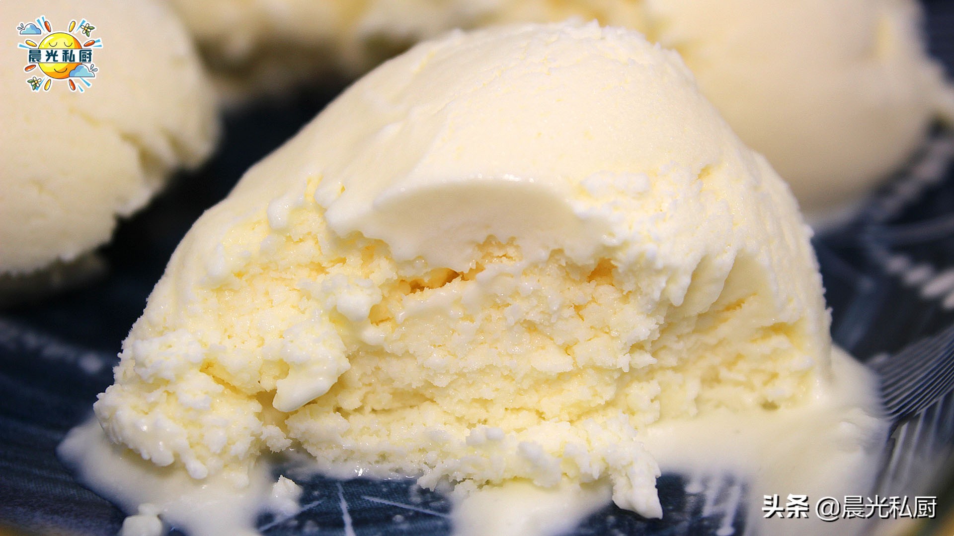 家庭冰淇淋机做冰淇淋免煮,只用水果就能做冰淇淋的冰淇淋机