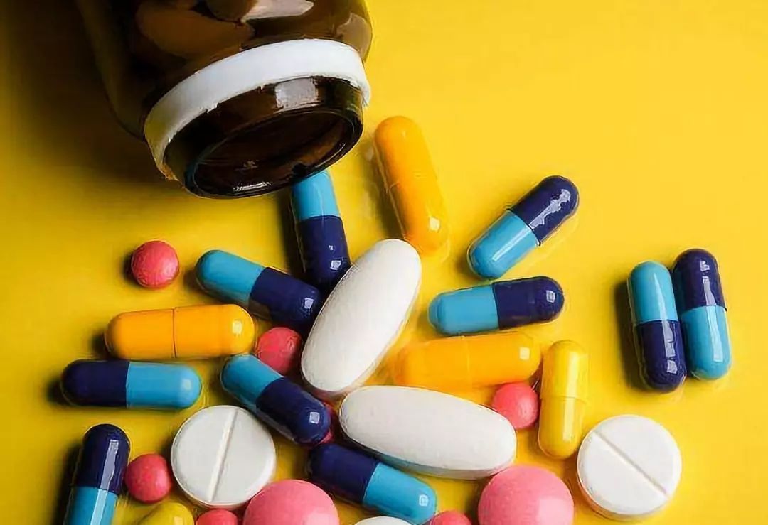 长痘怎么补充蛋白质,长淋巴痘应该补充什么维生素