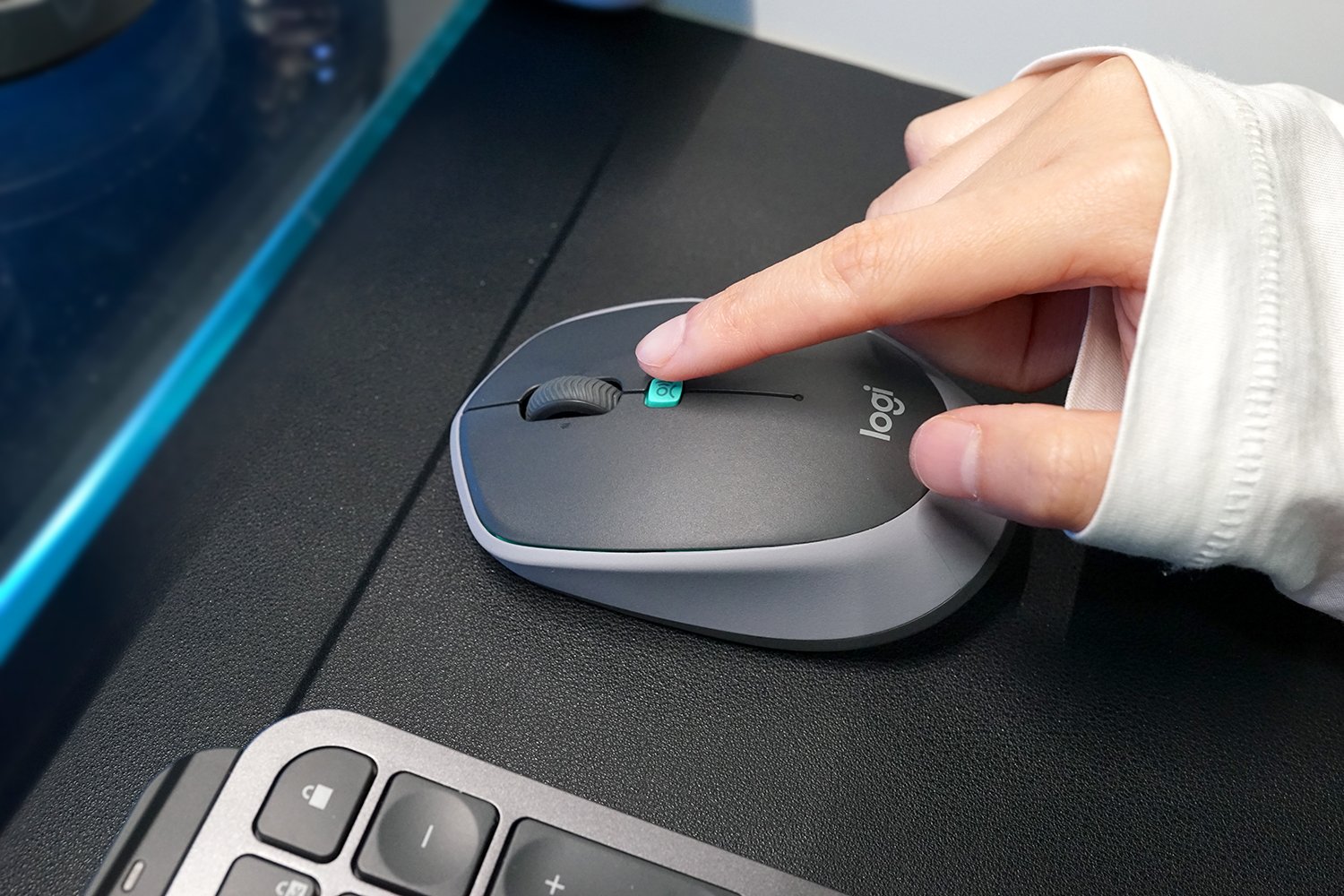 罗技智能语音鼠标使用视频,罗技语音鼠标使用教程