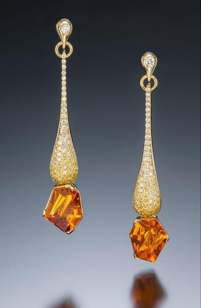 石榴石属于什么档次的宝石类型,石榴石最顶级的叫什么