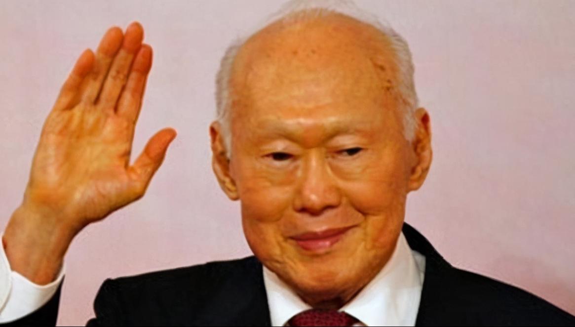 新加坡国父李光耀的五大预言,新加坡国父李光耀十大纪录