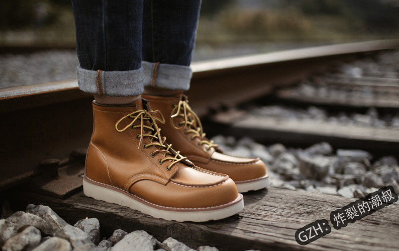 马丁靴是工装靴吗,马丁靴与工装鞋的区别