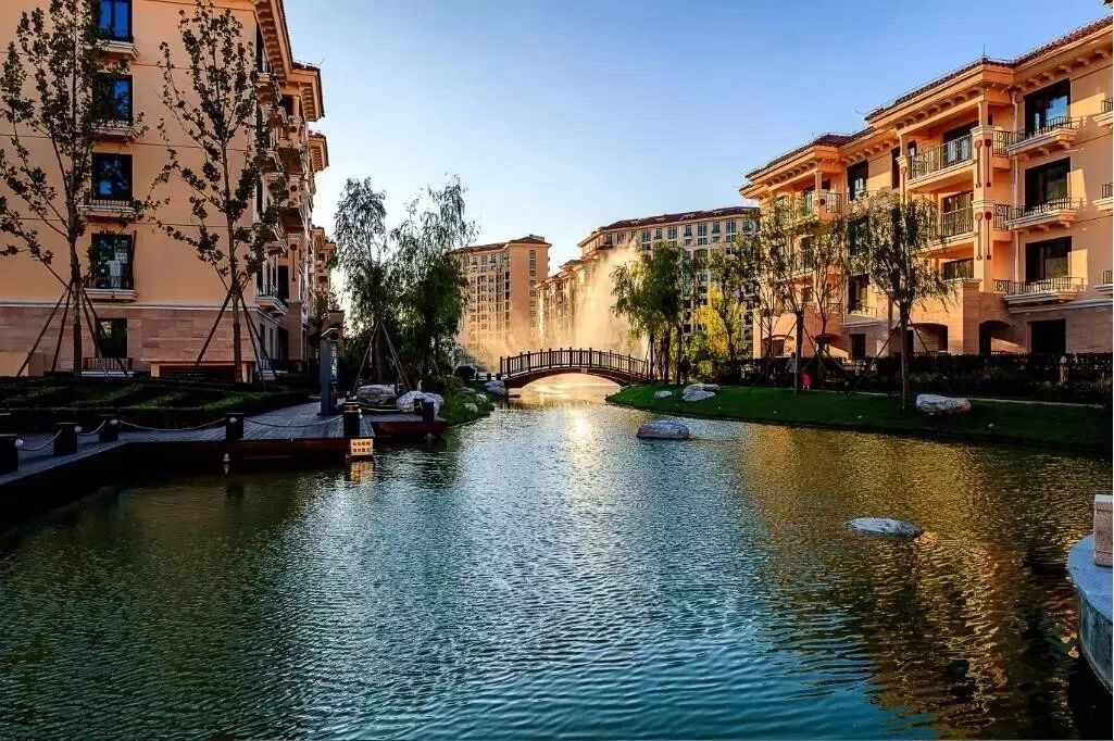 欧洲造园技艺恒华湖公馆一弯湖水，一生所向，湖居美宅！