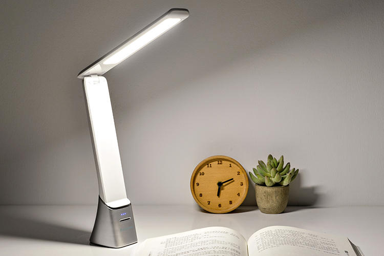 怎么选台灯目前口碑最好的护眼灯,成人夜读用什么台灯