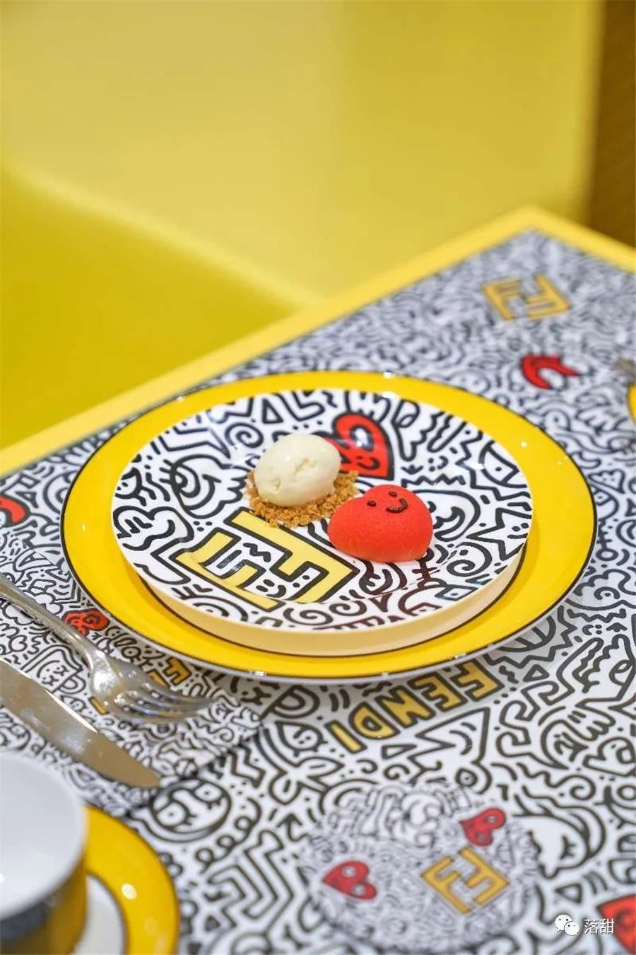 杂谈|你会不会在乎:盘子和甜品配不配?