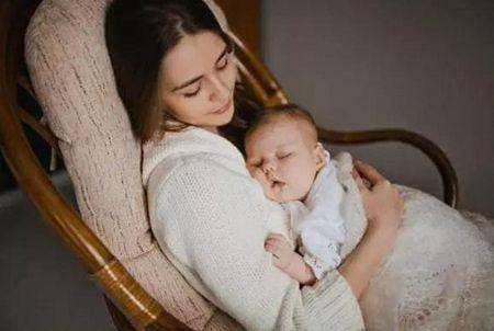 为什么生娃后才有乳汁,生育后乳汁是怎么分泌的