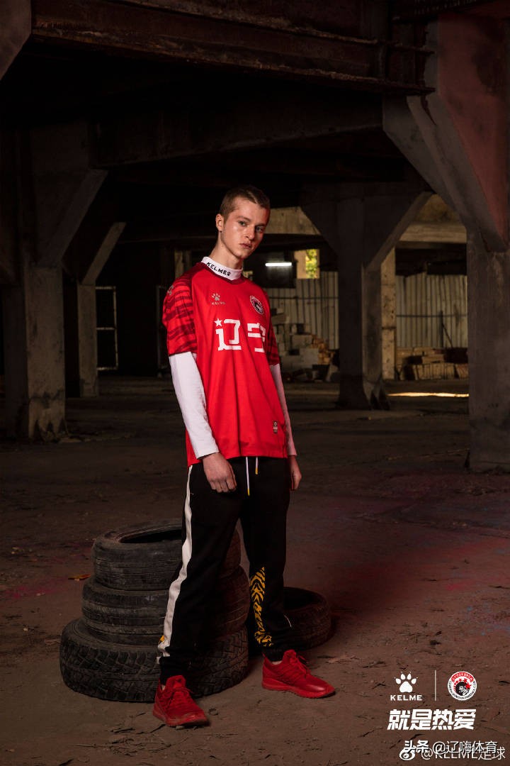 足球联赛卡尔美球衣,2022卡尔美新款球衣